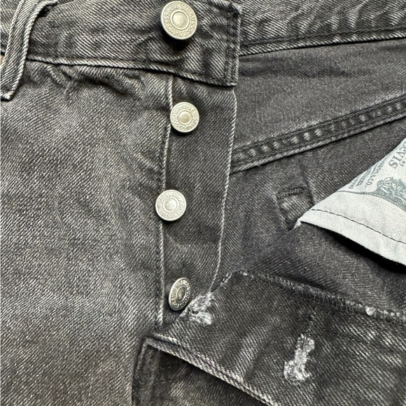 Levi's‎ 501 Short Trashed Black denim shorts size 28 - Picture 8 of 9